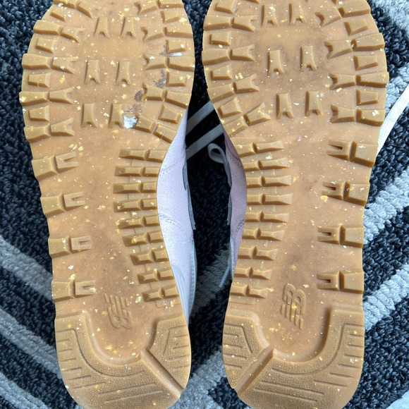 New Balance 574 Woman’s Sneaker - Picture 10 of 10